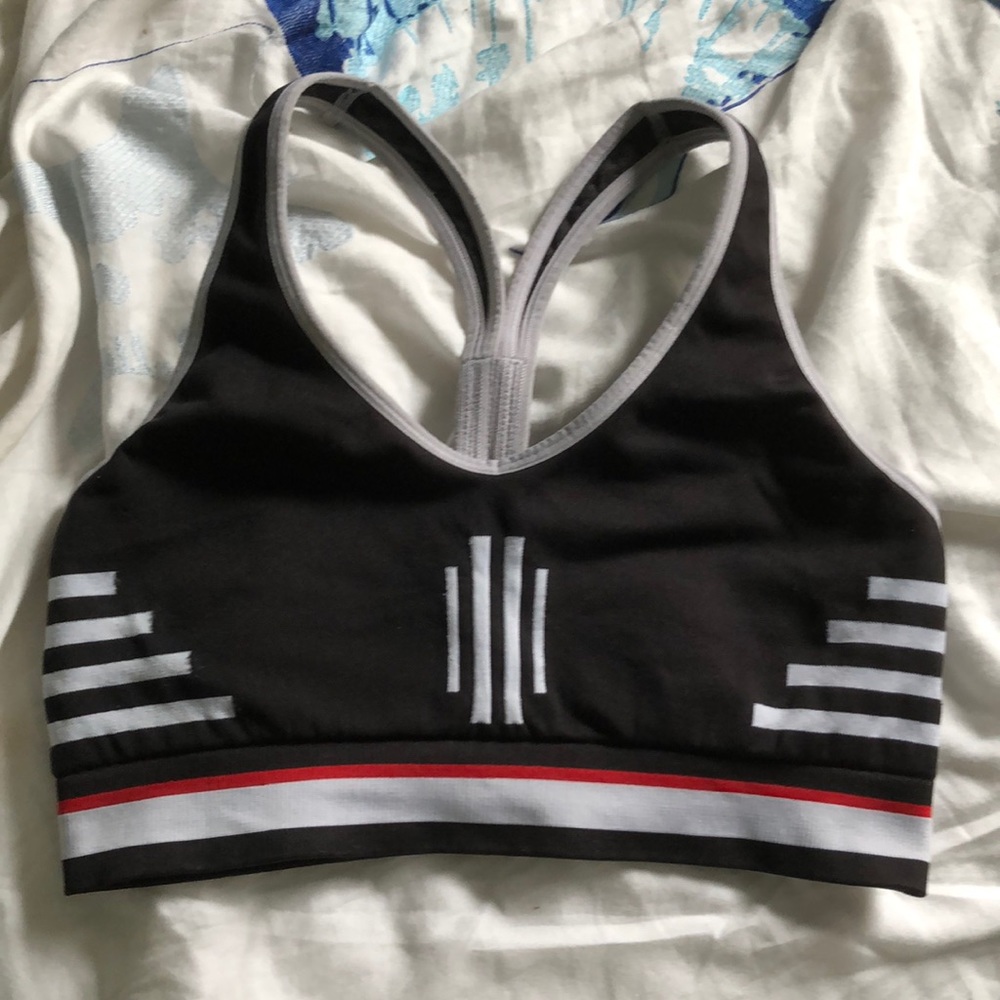 Black Sports Bra